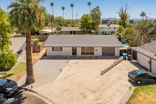 3933 E Flower St, Phoenix, AZ 85018 - Photo 37