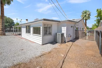 3933 E Flower Street, Phoenix, AZ 85018 - Photo 25