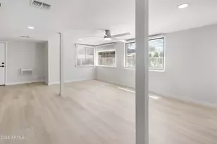 3933 E Flower St, Phoenix, AZ 85018 - Photo 7