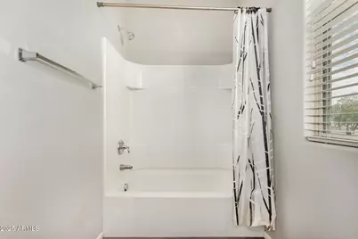 1725 N 77th Drive, Phoenix, AZ 85035 - Photo 17