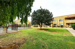 303 N Miller Rd, Scottsdale, AZ 85257 - Photo 27