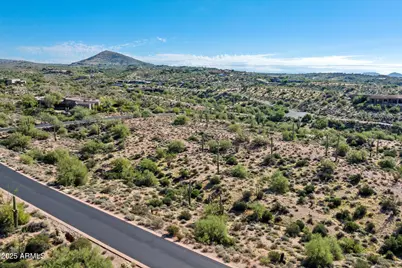 39005 N Crested Quail Run #18, Carefree, AZ 85377 - Photo 5