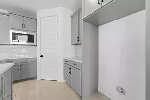 4744 E Serviceberry Ln, San Tan Valley, AZ 85140 - Photo 11