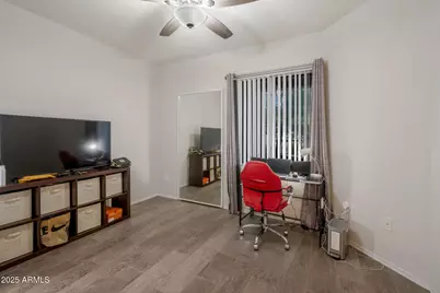 2929 W Yorkshire Drive #1102, Phoenix, AZ 85027 - Photo 13