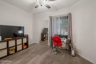 2929 W Yorkshire Dr, Phoenix, AZ 85027 - Photo 13