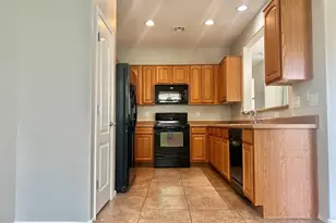 3678 E Waite Ln, Gilbert, AZ 85295 - Photo 5