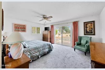 18601 N Welk Drive, Sun City, AZ 85373 - Photo 17