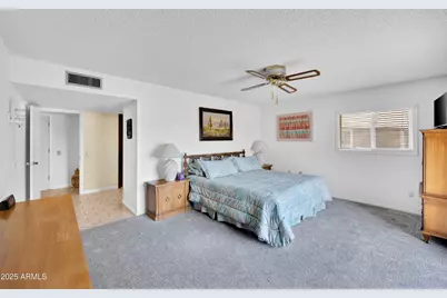 18601 N Welk Drive, Sun City, AZ 85373 - Photo 21