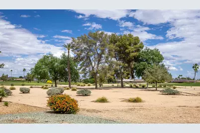 18601 N Welk Drive, Sun City, AZ 85373 - Photo 29