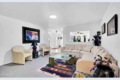 18601 N Welk Drive, Sun City, AZ 85373 - Photo 15