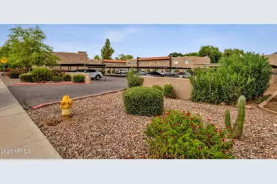 5525 E Thomas Road #M9, Phoenix, AZ 85018 - Photo 27