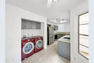 334 W Lodge Drive, Tempe, AZ 85283 - Photo 9