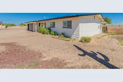 8270 W Newport Circle, Arizona City, AZ 85123 - Photo 3