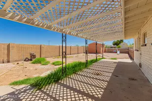 8270 W Newport Cir, Arizona City, AZ 85123 - Photo 25