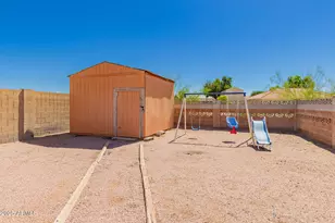 8270 W Newport Cir, Arizona City, AZ 85123 - Photo 27