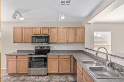 1400 S 228th Drive, Buckeye, AZ 85326 - Photo 11