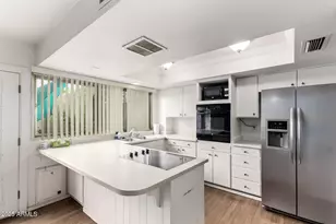 2051 W Elm St, Phoenix, AZ 85015 - Photo 11