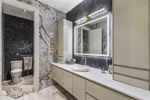 5868 E Onyx Ave, Paradise Valley, AZ 85253 - Photo 17