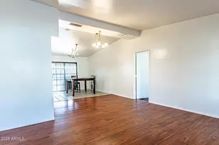 2033 W Palo Verde Dr, Phoenix, AZ 85015 - Photo 7