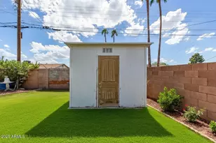 2033 W Palo Verde Dr, Phoenix, AZ 85015 - Photo 47