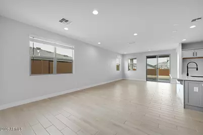 16922 W Thurman Drive, Goodyear, AZ 85338 - Photo 17