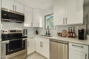 8225 E Crestwood Way, Scottsdale, AZ 85250 - Photo 13