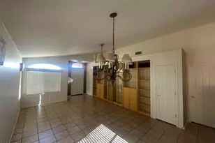 10379 W Tonopah Dr, Peoria, AZ 85382 - Photo 7