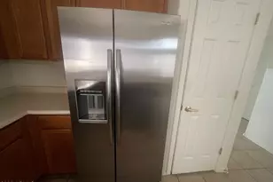 10379 W Tonopah Dr, Peoria, AZ 85382 - Photo 23