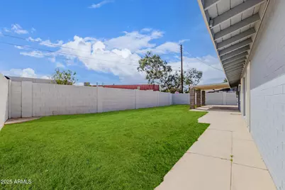 6217 W Fairmount Avenue, Phoenix, AZ 85033 - Photo 29