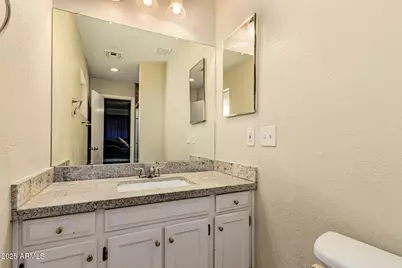 6217 W Fairmount Avenue, Phoenix, AZ 85033 - Photo 15