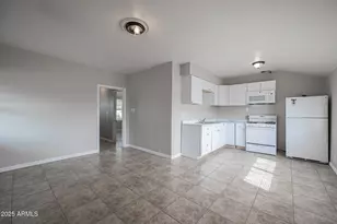 864 E Chandler Blvd, Chandler, AZ 85225 - Photo 3