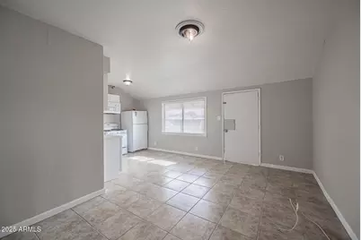 864 E Chandler Boulevard #9, Chandler, AZ 85225 - Photo 7