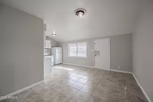 864 E Chandler Blvd, Chandler, AZ 85225 - Photo 7