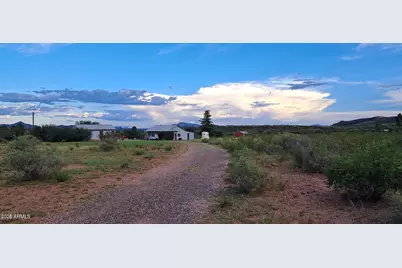 653 E Border Road, Bisbee, AZ 85603 - Photo 3