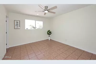4031 N 81st Avenue, Phoenix, AZ 85033 - Photo 23