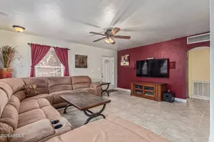 2710 E Amelia Ave, Phoenix, AZ 85016 - Photo 7