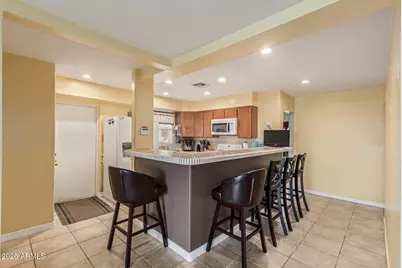 2710 E Amelia Avenue, Phoenix, AZ 85016 - Photo 11