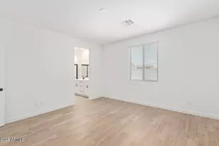 8635 N 169th Dr, Waddell, AZ 85355 - Photo 17