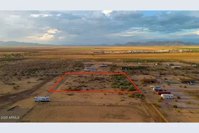 Xx W Buffalo Dog Road #-, Aguila, AZ 85320 - Photo 7