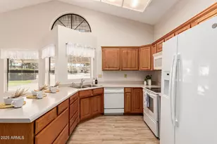 19403 N Trail Ridge Dr, Sun City West, AZ 85375 - Photo 21