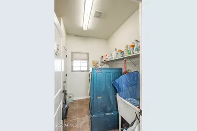 35575 W Pale Moon Road, Seligman, AZ 86337 - Photo 11