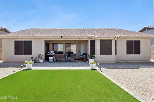 1648 E Desert Ln, Phoenix, AZ 85042 - Photo 27