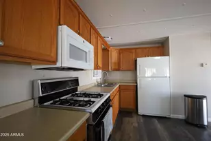 106 S 72nd Pl, Mesa, AZ 85208 - Photo 5