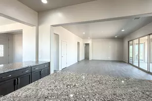 6953 E Vaquero Circle, Hereford, AZ 85615 - Photo 9