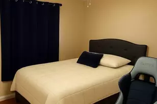 3032 E Wescott Dr, Phoenix, AZ 85050 - Photo 3