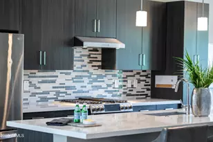 1717 E Morten Ave, Phoenix, AZ 85020 - Photo 17