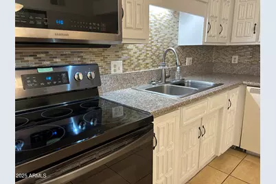 12810 N 113th Avenue #8, Youngtown, AZ 85363 - Photo 9