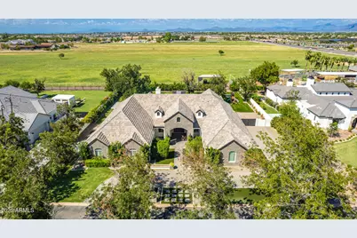 20712 E Sunset Drive, Queen Creek, AZ 85142 - Photo 1