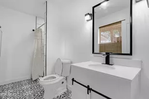 5701 W Royal Palm Rd, Glendale, AZ 85302 - Photo 11