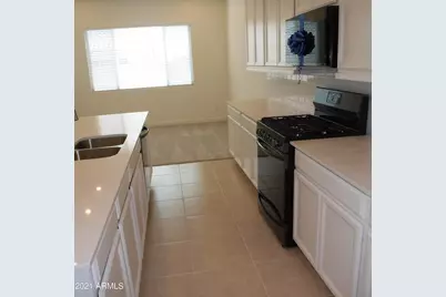 16755 W Sand Hills Road, Surprise, AZ 85387 - Photo 13